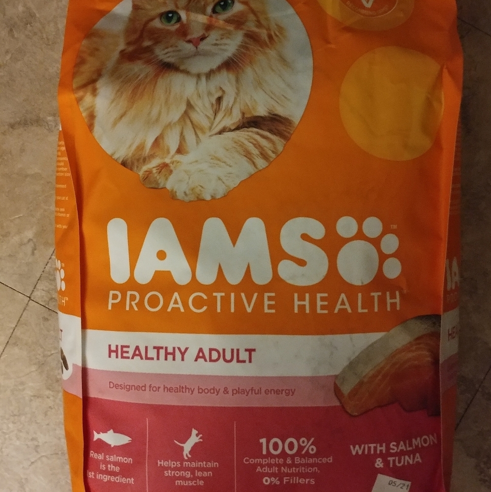 Iams healthy adult 7lb cat
